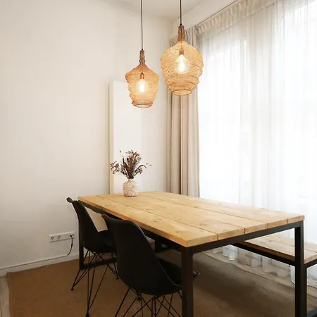 Grote Bickersstraat Hotel *