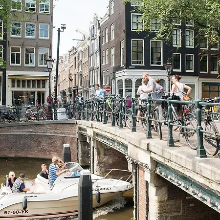 Grote Bickersstraat