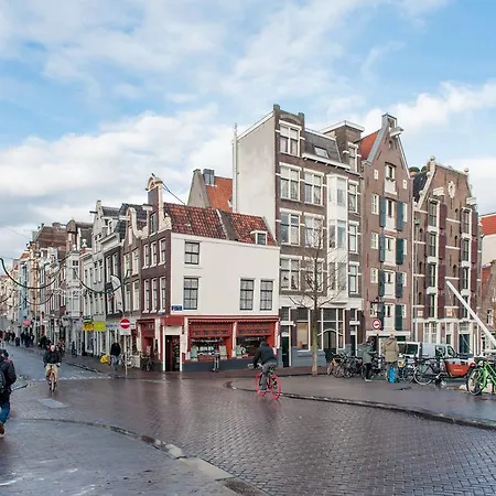 Отель Grote Bickersstraat *