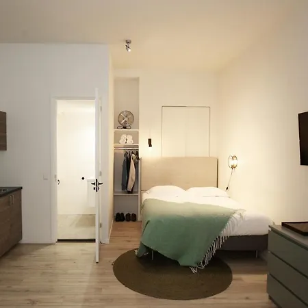 Grote Bickersstraat Отель